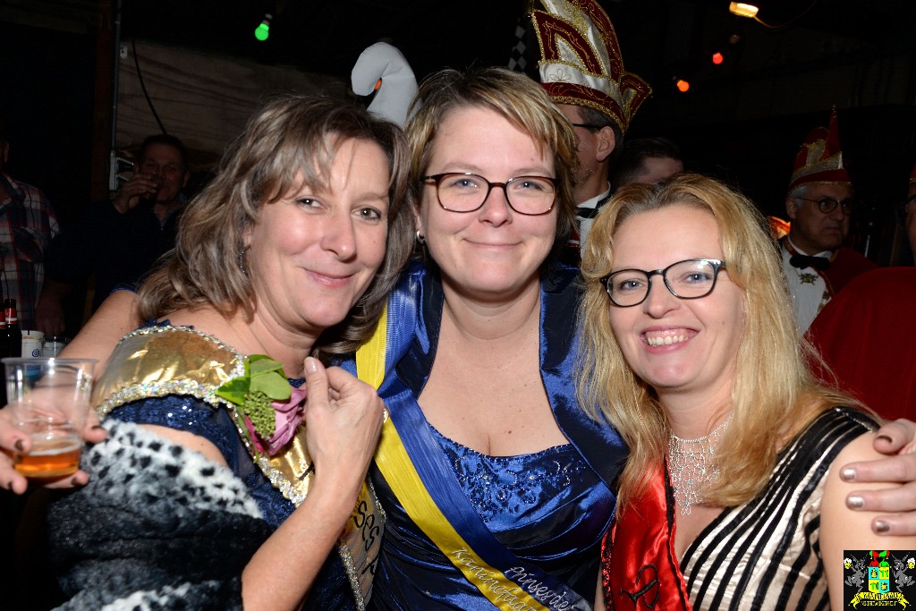 ../Images/Verrassingsfeest Mechanicus en Privileged 060.jpg